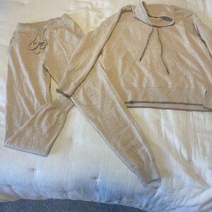 GOBI beige cashmere women’s lounge set, size XS